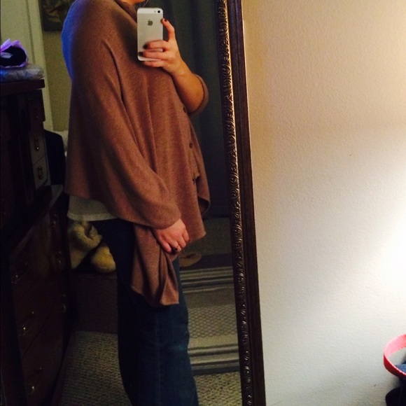 Forever 21 cape size one size - Picture 3 of 4