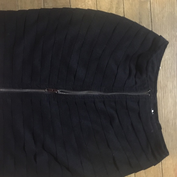 Bodycon - Picture 2 of 4