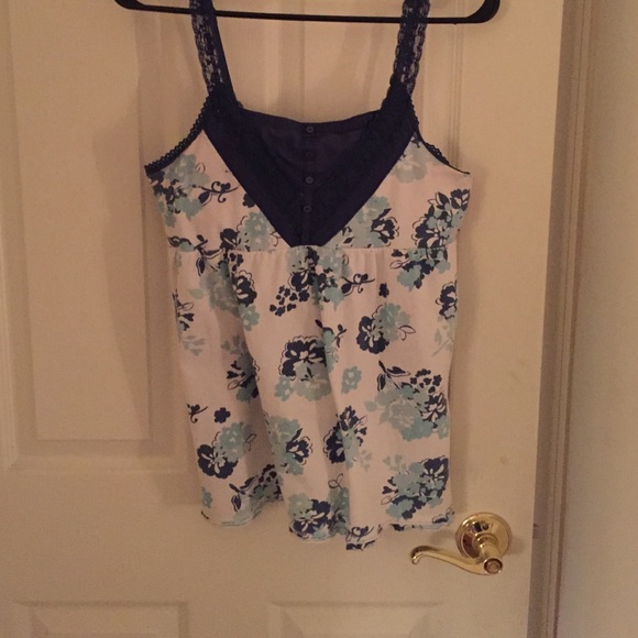 floral tank top.