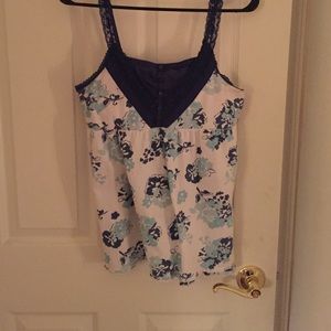 floral tank top.