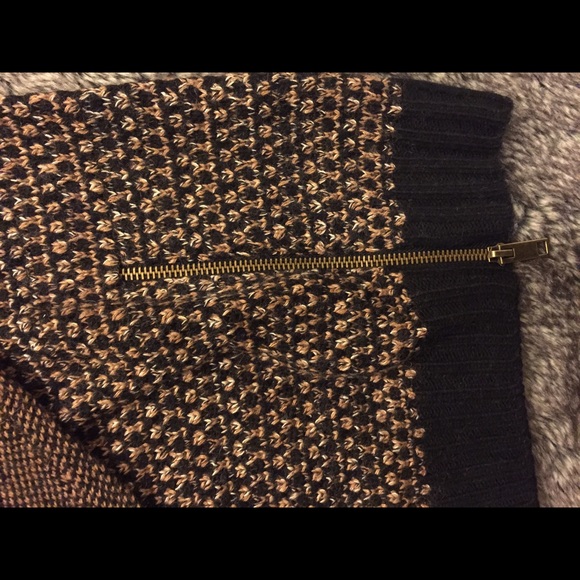 Double zipper sweater - Picture 2 of 2
