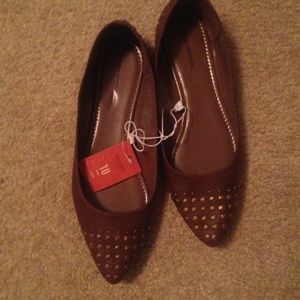 Size 10 mossino brown flats w gold/bronze detail