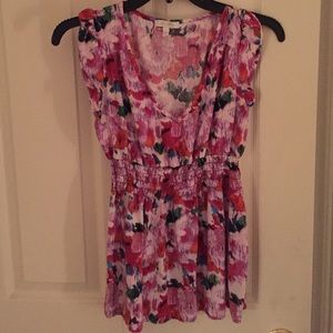 floral shirt.