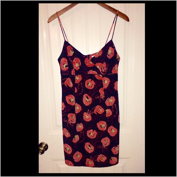 Sweetheart  Floral dress - Picture 1 of 3