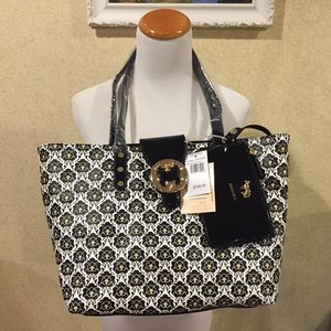 Black and White Floral Tote Flash Sale