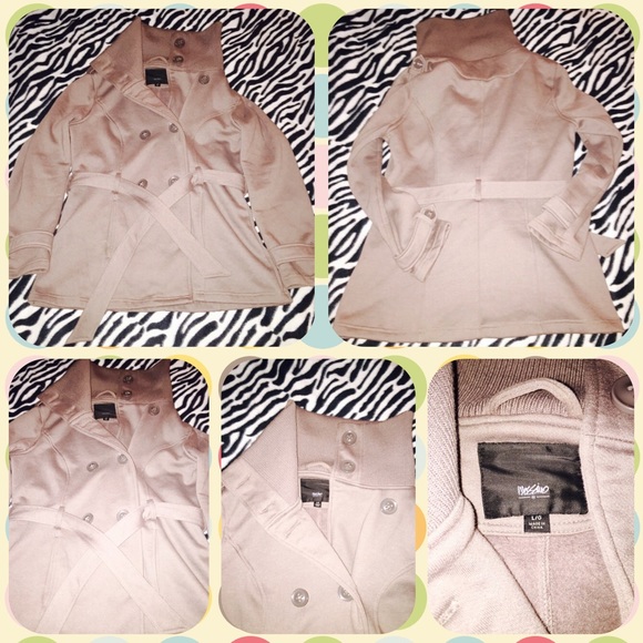 🆕 Tan Funnel Neck Trench Coat