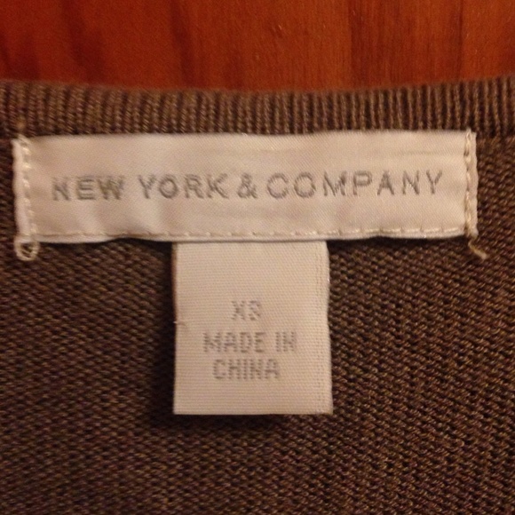 New York & Company Ruffle Top - Picture 3 of 4