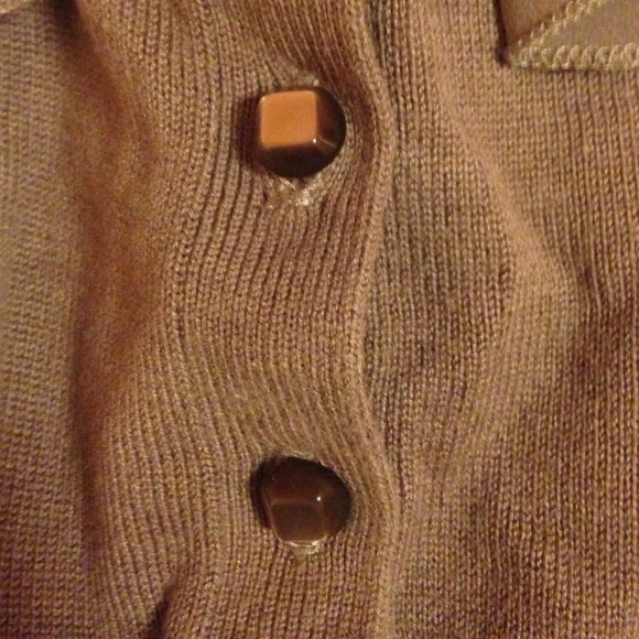 New York & Company Ruffle Top - Picture 4 of 4