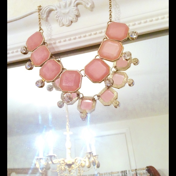 Pink and gold and rhinestone necklace - Picture 2 of 2