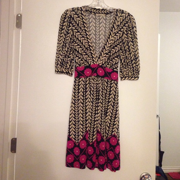 Adorable dress!