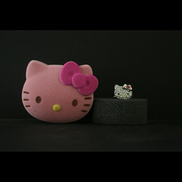 Authentic Sanrio Hello Kitty Jewel Ring size 6
