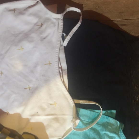 Tanktops - Picture 2 of 4