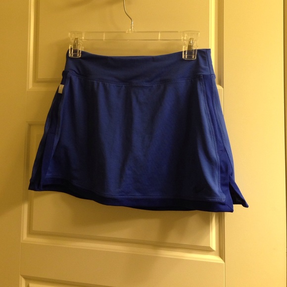 Nike dri fit skort
