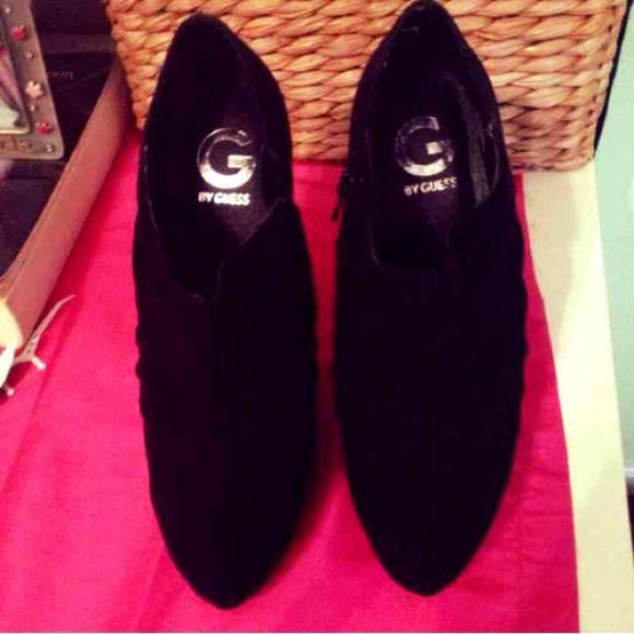 Guess heels