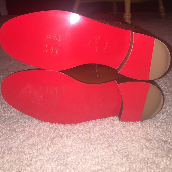 SOLD!!!! Christian Louboutin "Cate Boot" - Picture 2 of 4