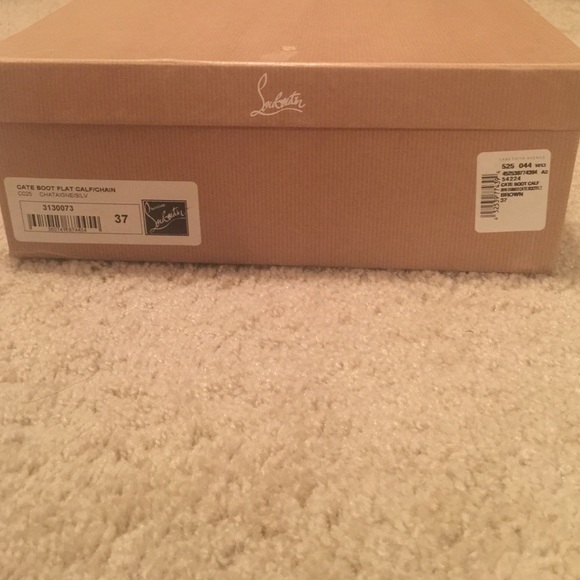 SOLD!!!! Christian Louboutin "Cate Boot" - Picture 4 of 4