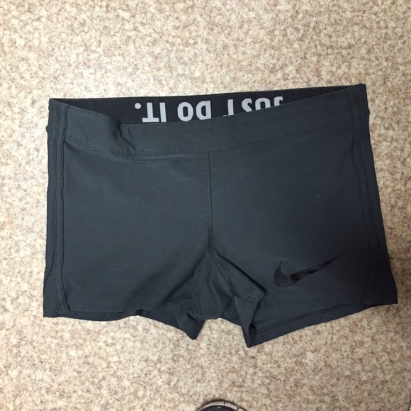 Grey Nike spandex