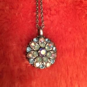 Mariana necklace with Swarovski crystals