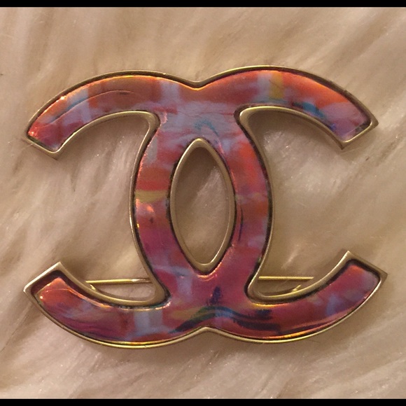 Chanel shopping center Bracelet and Pin - Picture 2 of 4