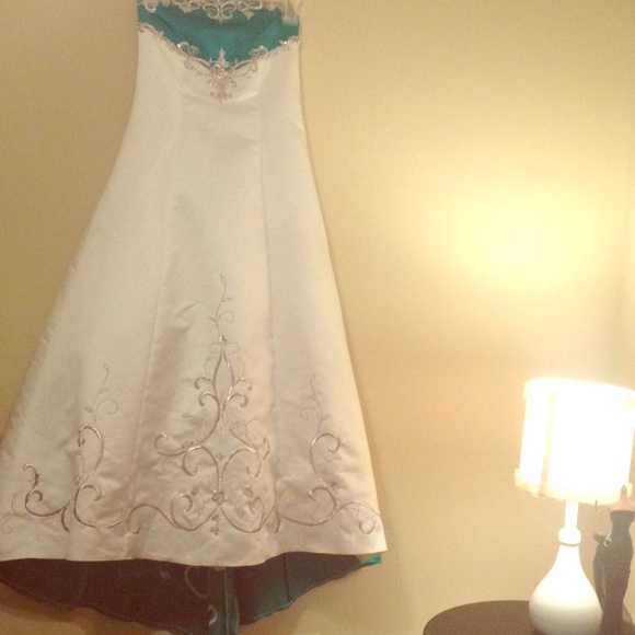 Pearly white and blue wedding dress