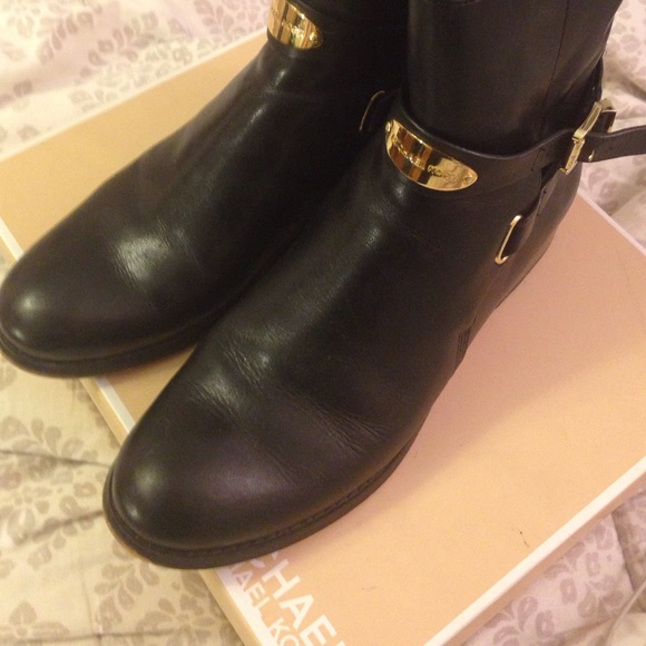 Black leather Michael Kors boots