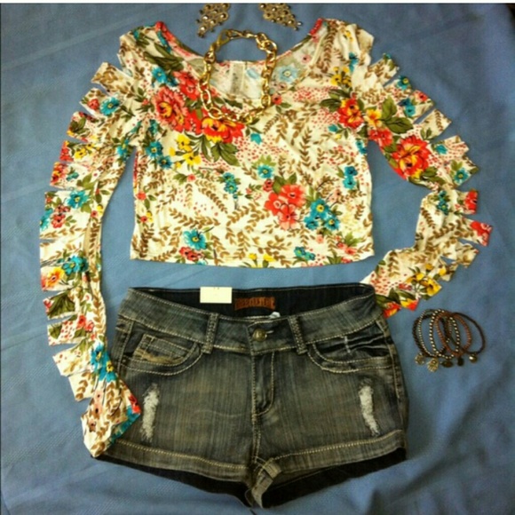 Crop Top & Jeans