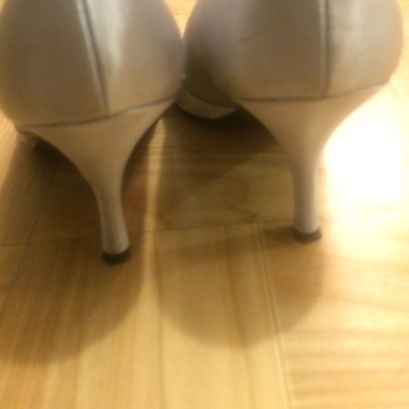 Metallic Formal Shoe - Picture 3 of 4