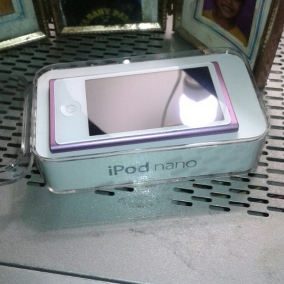 purple iPod Nano, brand new, 16 GB, 7th Generation