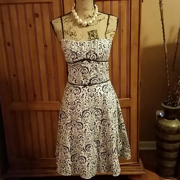 REDUCED! Beautiful print sundress
