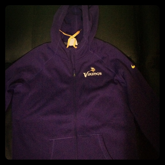 Vikings zip up sweatshirt!