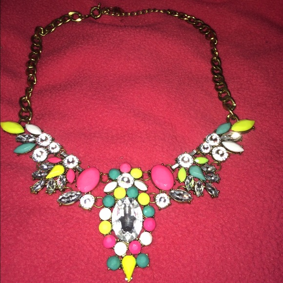 Betsy Johnson necklace "inspired"