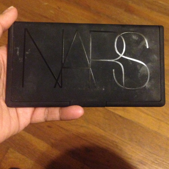 Nars all about cheek palette