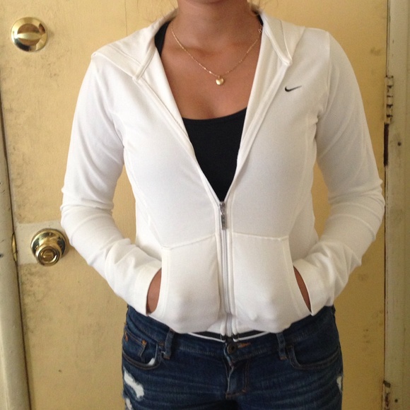 Nike Outerwear - Withe Swater Nike