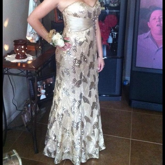 Prom dress