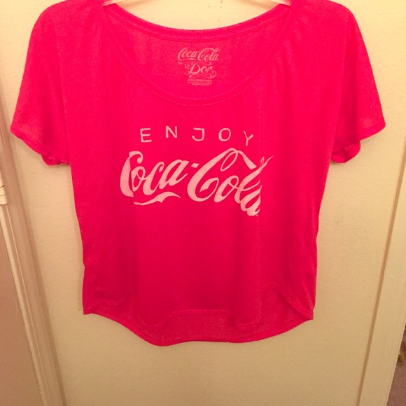 "Enjoy Coca-Cola" graphic crop tee