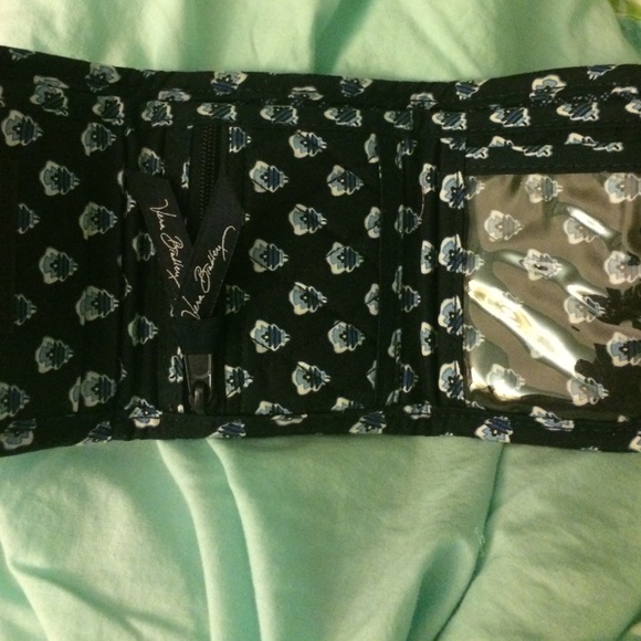 Vera Bradley fold up wallet - Picture 2 of 4