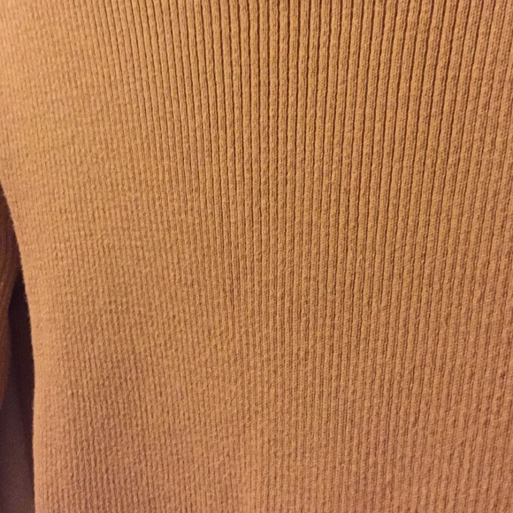 ***CLOSING SALE***Ribbed Sweater - Picture 4 of 4