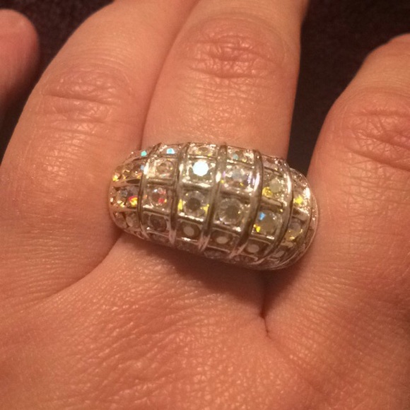 Sold 💗 Statement ring - Picture 2 of 3