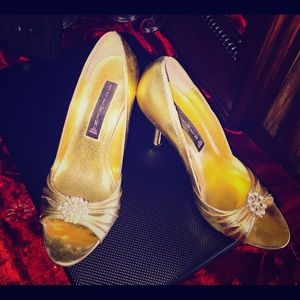 Steve Madden Gold shoes