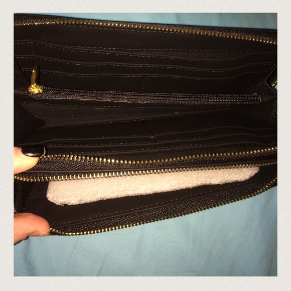 Black wallets NEVER USED - Picture 3 of 4