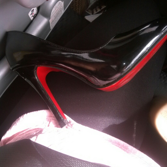 Red bottom pumps