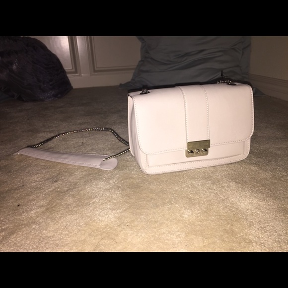 forever 21 over the shoulder - Picture 1 of 2