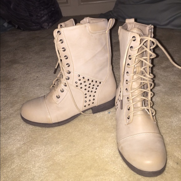 boots - Picture 2 of 2