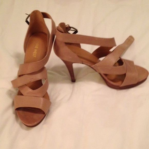 Nine West Shoes - Nine West strappy heels