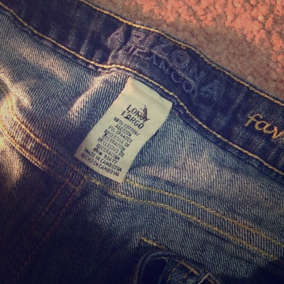 Boot cut Arizona jeans!