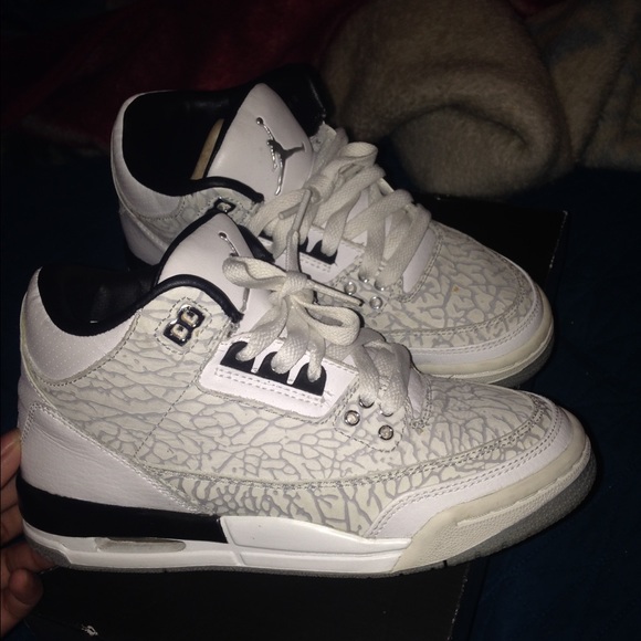Air Jordan white flip 3s sz 3.5Y