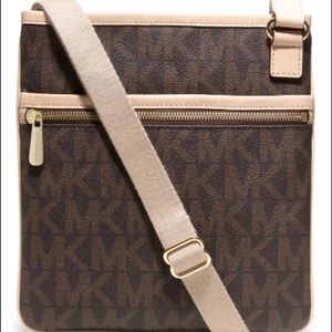 Michael Kors Jet Set Large PVC Crossbody