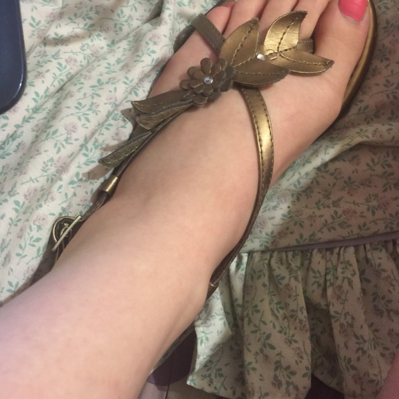 Sandals - Picture 4 of 4