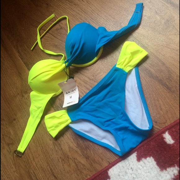 Bikini