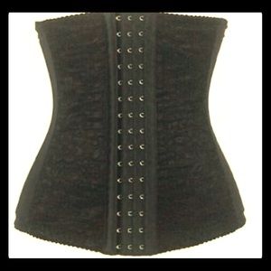 3 HOOK CORSET